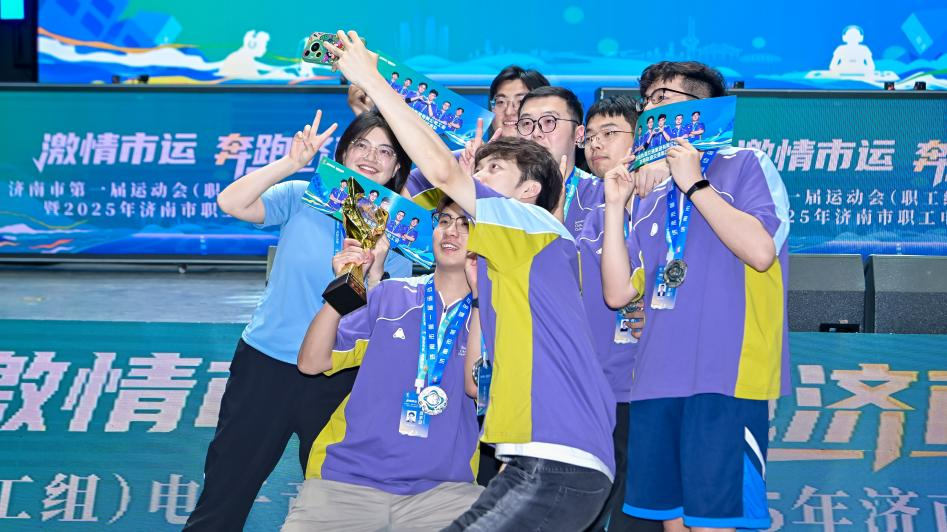 大威的进攻 大威的进攻