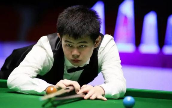 训练中心举 训练中心举