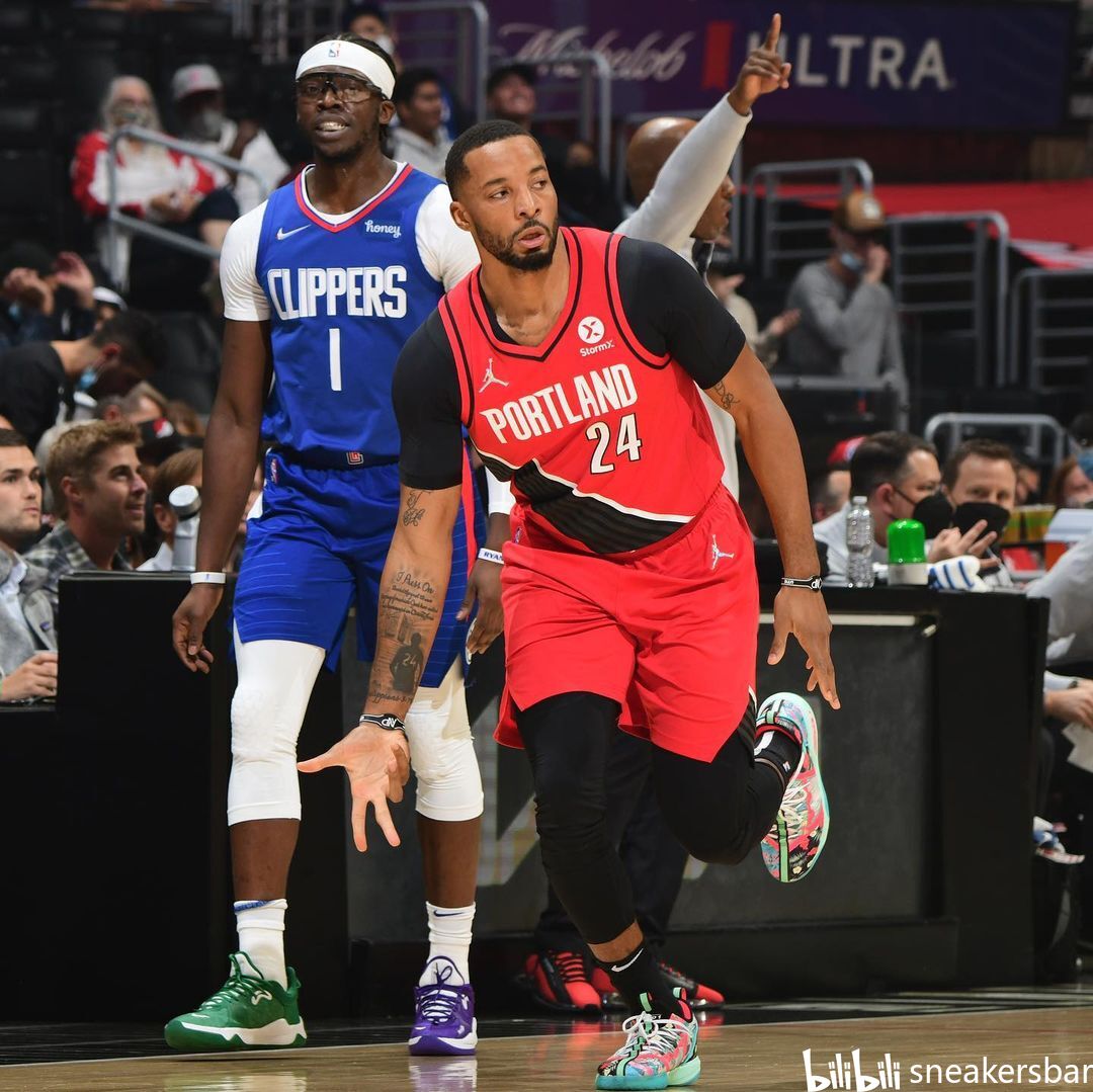 两次助攻一 两次助攻一